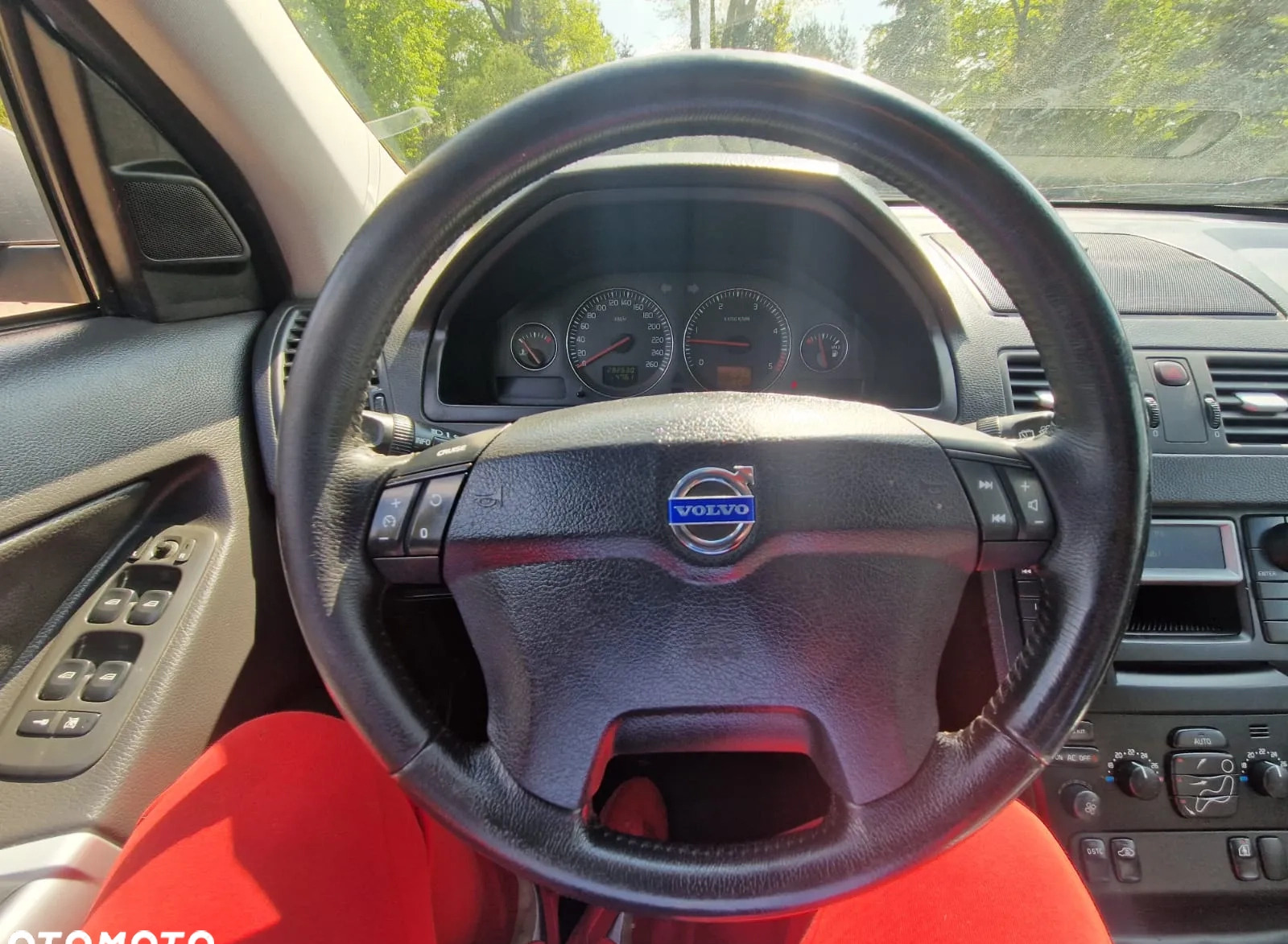 Volvo XC 90 cena 32900 przebieg: 280000, rok produkcji 2004 z Przemków małe 466